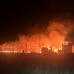 Incendiu puternic lângă plaja din Corbu: Două persoane au suferit atac de panică