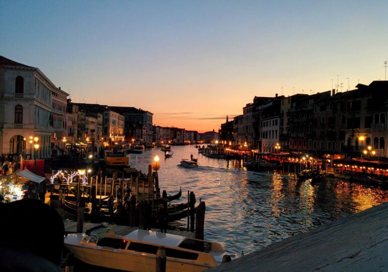 Noi restricții pentru turiști în Veneția