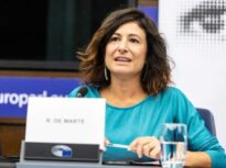 Democrația „primită de-a gata” depinde de un vot Interviu video cu șefa Diviziei media din Parlamentul European