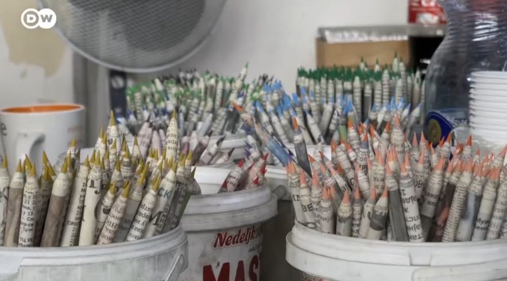 Creioanele care salvează copaci (Video) - spotmedia.ro