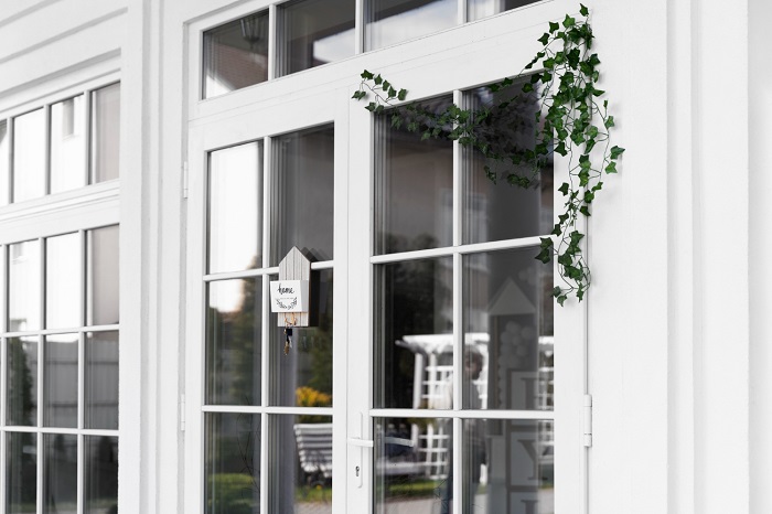 De ce să alegi tâmplărie PVC pentru ușile și ferestrele locuinței tale