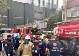 Cel puțin 29 oameni au murit într-un incendiu produs într-o discotecă din Istanbul (Foto & Video)