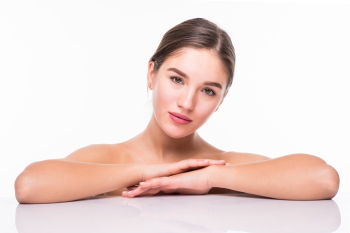 Greșeli de evitat în rutina de îngrijire a tenului care pot afecta sănătatea pielii