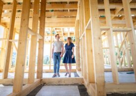 Descoperă ce trebuie să faci atunci când te hotărăști să îți construiești propria casă. Iată câteva sfaturi care pot face procesul de construcție mult mai liniștit.