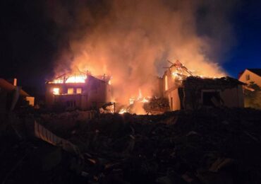 Ziua 1642 Lovituri la Amazonul Rusiei. Dronă cu reacție la Harkov. Ce a vorbit Kellogg cu Zelenski