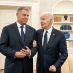 Joe Biden l-a primit pe Iohannis la Casa Albă: Ați întrecut toate așteptările. Discuții despre Visa Waiver, sistemele Patriot și șefia NATO (Video)