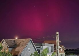 Imagini spectaculoase cu aurola boreală văzute din România. De ce e roșie și nu verde. Furtuna solară ține tot weekendul