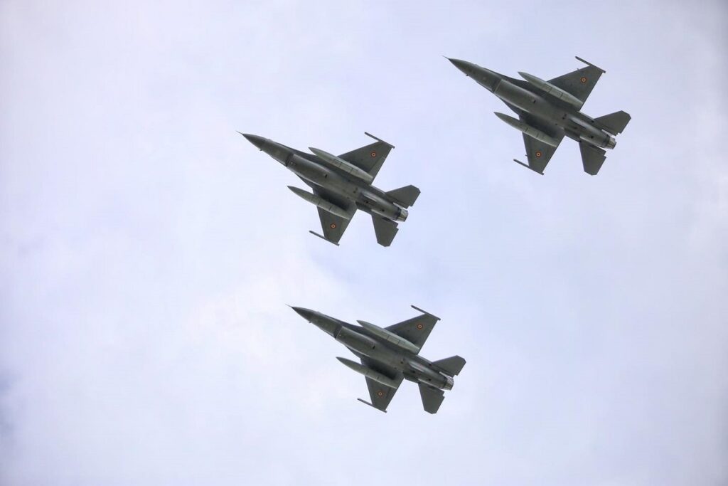 România a ridicat iar de la sol patru avioane militare, în urma atacurilor cu drone din apropierea graniței. RO-Alert în miez de noapte în Tulcea