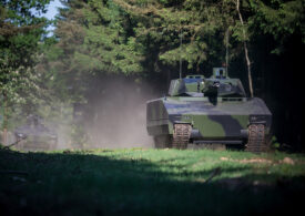 Cel mai folosit vehicul de luptă al infanteriei NATO va fi produs și în România. Uzina care va fabrica temuta șenilată