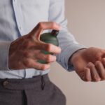 Parfumuri de zi versus parfumuri de seară: cum să alegi aroma potrivită
