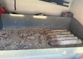 Depozit de muniție descoperit la un colegiu din Iași. Elevii din cămin au fost evacuați