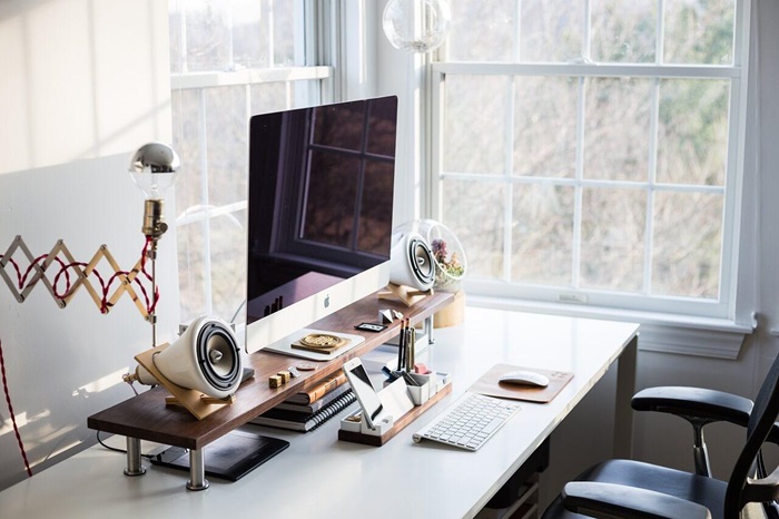 Top 5 accesorii de birou absolut esențiale pentru munca ta