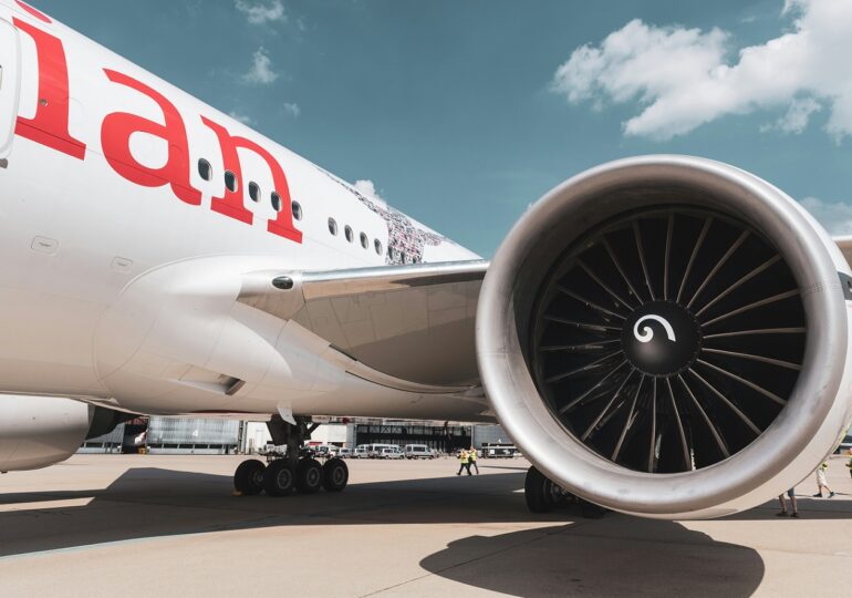 Un om a fost aspirat de motorul unui avion, pe aeroportul Schiphol din Amsterdam