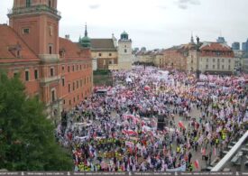 Mii de fermieri polonezi au protestat la Varșovia față de "Otrava Verde" (Foto & Video)