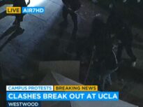 Ciocniri violente în campusul UCLA, între manifestanți pro-palestinieni și pro-israelieni (Video)