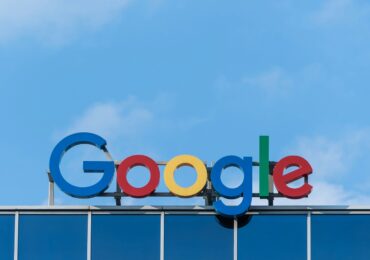 Un angajat Google a folosit date confidențiale pentru a câștiga 1,2 milioane de dolari din pariuri pe Polymarket