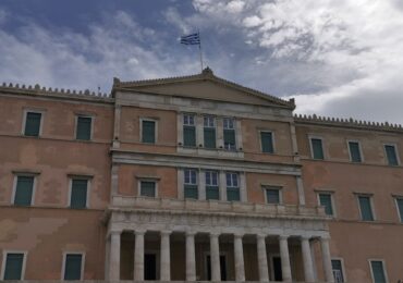 Grecia va monitoriza plajele cu drone și sateliți