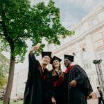 Diplomele de absolvire în învățământul universitar vor avea cod QR