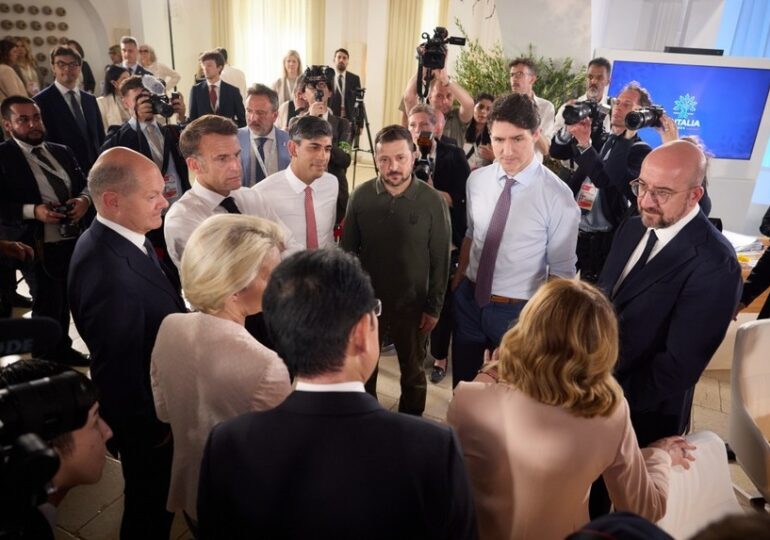 Summit de pace pentru Ucraina: Liderii mondiali se adună în Elveția, dar Rusia și China nu participă la discuții. Cine reprezintă România