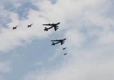 Americanii și-au retras toate bombardierele din Marea Britanie, după un presupus complot terorist la baza Fairford