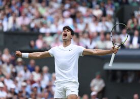 Carlos Alcaraz câștigă din nou Wimbledonul după o demonstrație de tenis