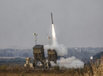 „Noua tactică” a Hezbollah de a combate apărarea antiaeriană israeliană. De ce nu mai este eficient Iron Dome