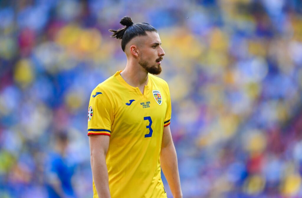 Salariul lui Radu Drăgușin, făcut public: Suma pe care o câștigă la Fiorentina, noua sa echipă