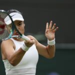 Emma Răducanu pierde dramatic în optimile de la Wimbledon