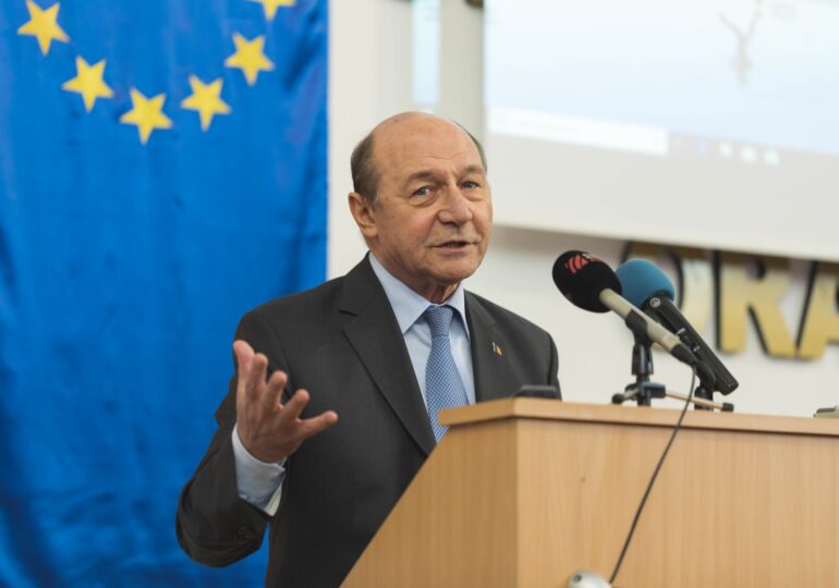 Traian Băsescu: Sunt cele mai necinstite alegeri. Devenim o țară în care administrația se face de către rezerviști