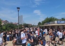 Aglomerație și căldură insuportabilă la Gara Costinești, după festivalul Beach Please (Video)
