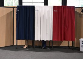 Alegeri în Franța: Aproape o sută de candidați de stânga sau din tabăra lui Macron s-au retras pentru a împiedica victoria extremei drepte