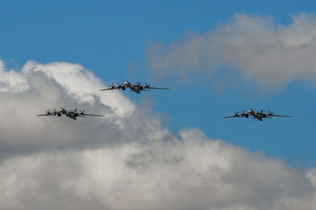 Ucraina a lovit Rusia direct în inimă: a scos din luptă 10% din flota de bombardiere rusești