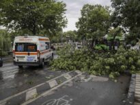 Caniculă cu 35 de grade la umbră, dar și furtuni. ANM a emis 4 alerte meteo pentru aproape toată țara