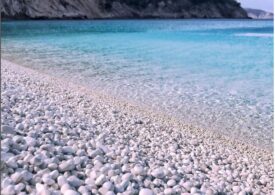 Unde să mergi în Grecia, în vacanță, pentru cea mai cristalină apă (Galerie foto)