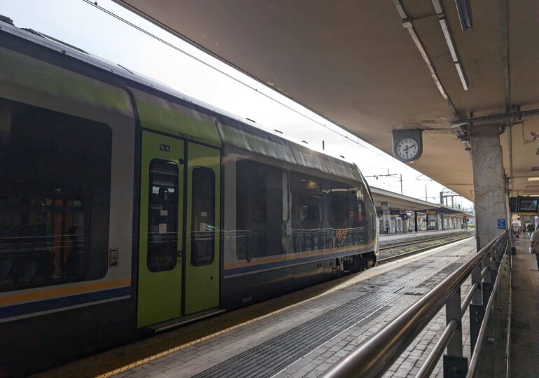Sistem unic de rezervare a biletelor de tren în întreaga UE. Avantajele pentru călători