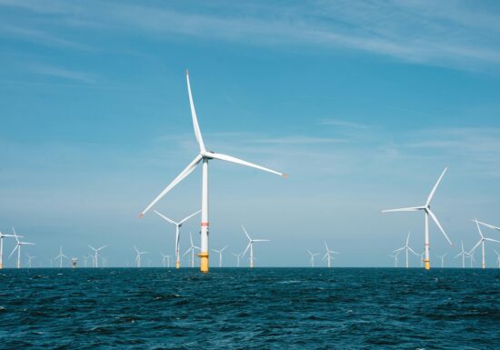 China testează o soluție de viitor: primul centru de date subacvatic din lume alimentat cu energie eoliană
