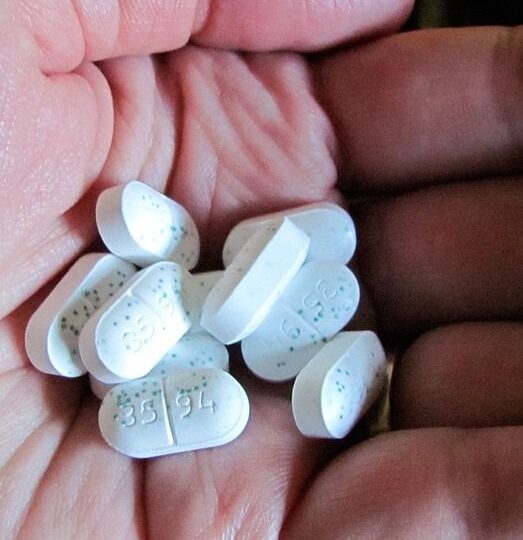 Aspirina, luată regulat, scade riscul de cancer colorectal. Cine are cele mai multe beneficii
