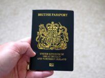 Un britanic a pierdut aproape 1.200 de euro după ce a fost oprit în aeroport din cauza unei reguli privind pașaportul