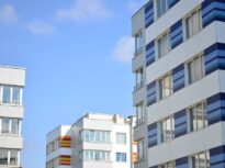 România, printre țările europene cu cele mai ieftine locuințe, dar cu cea mai mare scumpire în 2025. Cât costă un metru pătrat în București, Cluj și Brașov