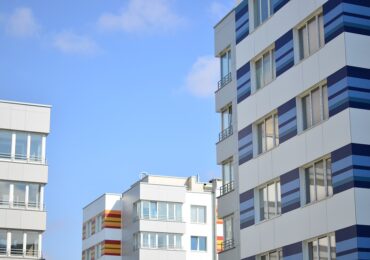 Bucureștiul este printre capitalele europene unde salariul minim nu acoperă nici măcar chiria