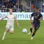 Adversara lui FCSB din Europa League a pierdut într-un meci nebun după ce a condus cu 3-0