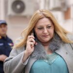 Diana Șoșoacă, cercetată pentru ultraj, după ce a amenințat un echipaj de poliție care a venit la ea acasă