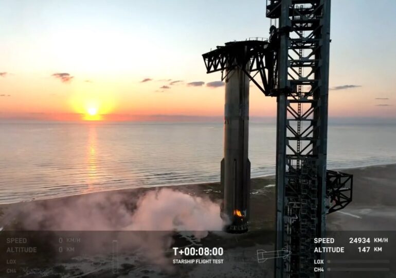 Vehicule spațiale reutilizabile? SpaceX a reușit o manevră spectaculoasă (Video)