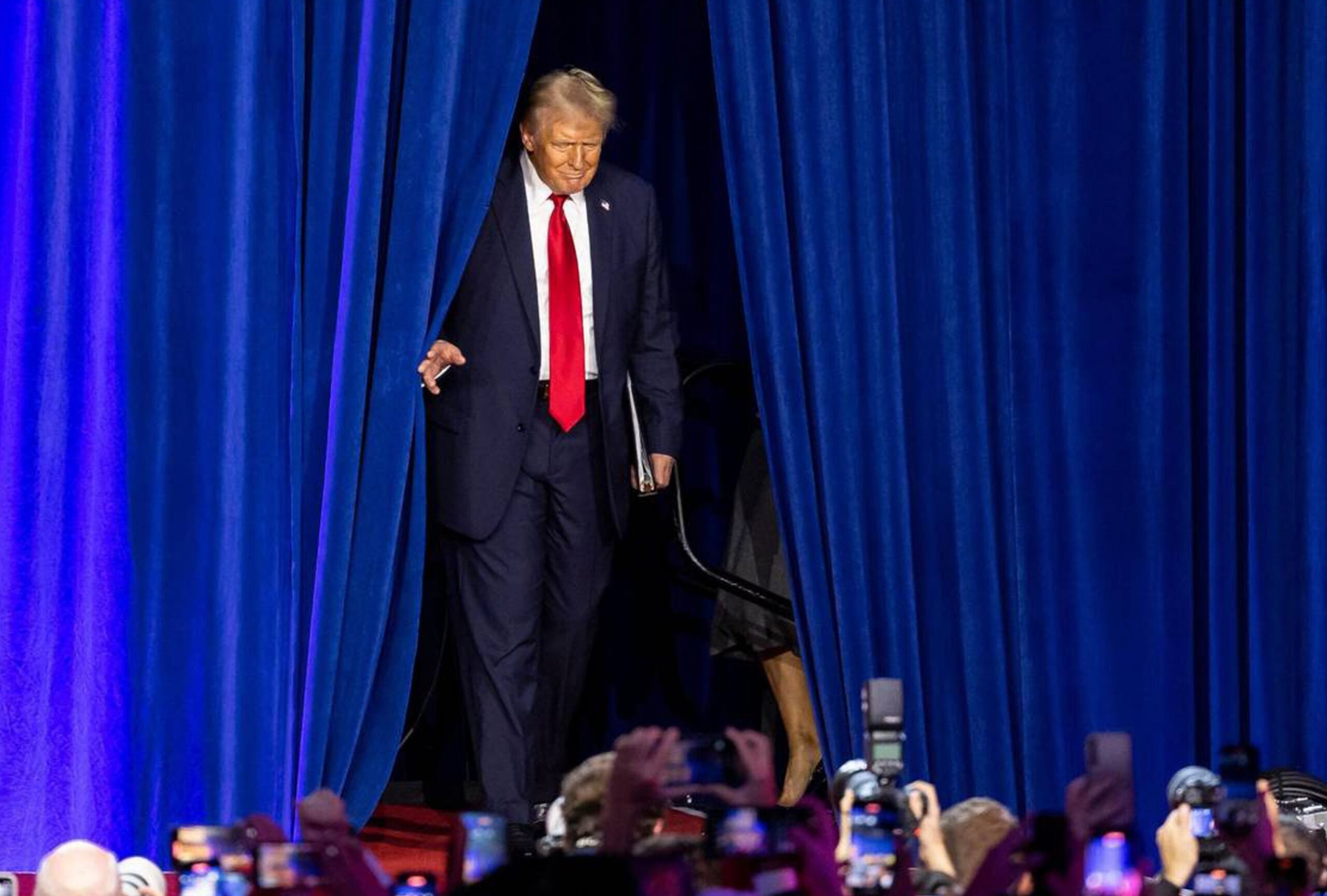 Trump promite plăți de 90 de dolari pentru peste 20 de milioane de seniori