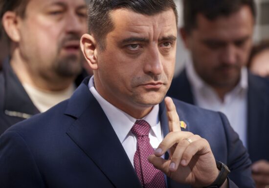 AUR anunță când va depune moțiunea de cenzură. De ce contează momentul ales