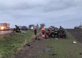 Accident cumplit în Suceava: Două mașini s-au ciocnit, din șapte persoane au supraviețuit doar doi copii (Video)