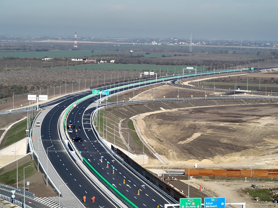 Guvernul blochează proiectele nerealiste din PNRR și oprește noi investiții locale în 2025