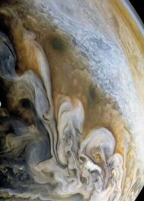 imagini-jupiter-juno