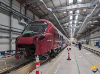 Primul tren de la Alstom a plecat din Gara de Nord cu Ciolacu și Grindeanu. Programul însă e total neinspirat și nu prinde viteza maximă (Foto&Video)