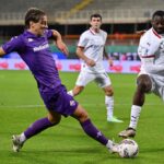 Imagini dramatice în Italia! Fiorentina – Inter a fost abandonat după ce un jucător s-a prăbușit pe teren, în lacrimile fotbaliștilor (Video)